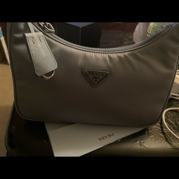 Prada - Picture 7 of 13